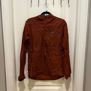 Patagonia Men's Burnt Orange Wind Breaker